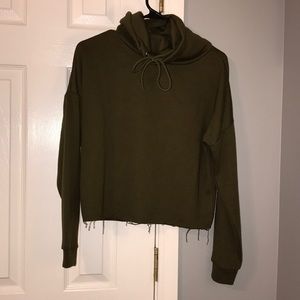 Drawstring cropped hoodie
